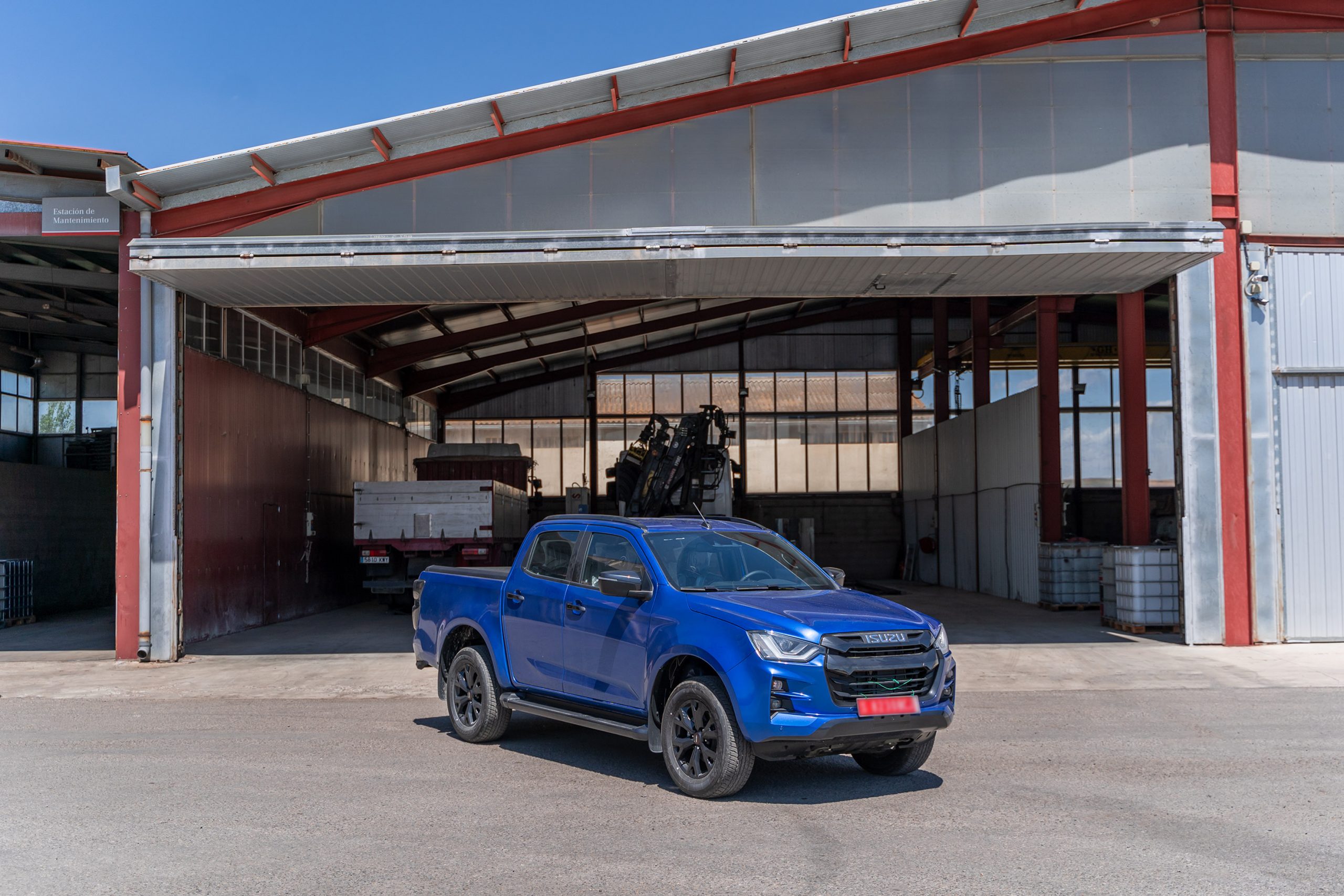 Isuzu Teruel - foto instalaciones